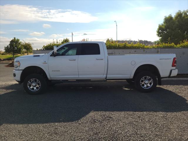 2020 RAM 3500 Laramie Crew Cab 4x4 8 Box