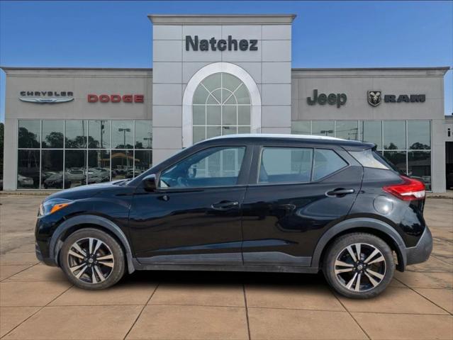 2022 Nissan Kicks SV Xtronic CVT