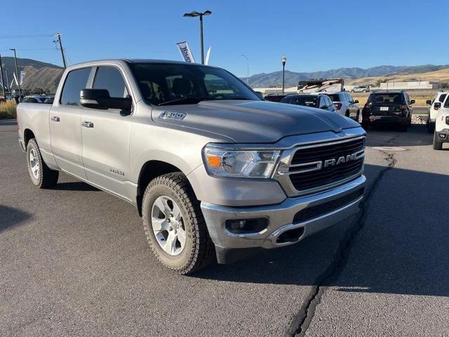 2020 RAM 1500 Big Horn Crew Cab 4x4 64 Box