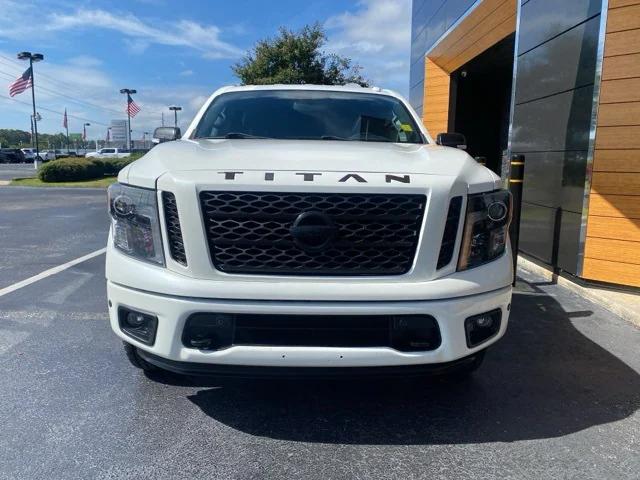 2019 Nissan TITAN SL