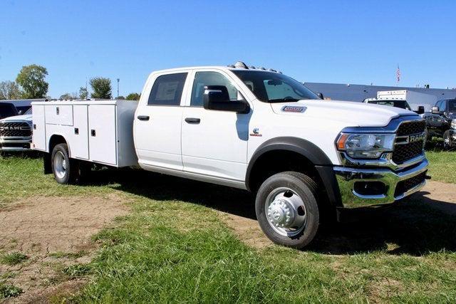 2024 RAM Ram 5500 Chassis Cab RAM 5500 TRADESMAN CHASSIS CREW CAB 4X4 84 CA