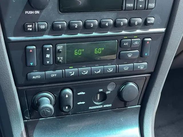 2002 Ford Thunderbird Deluxe