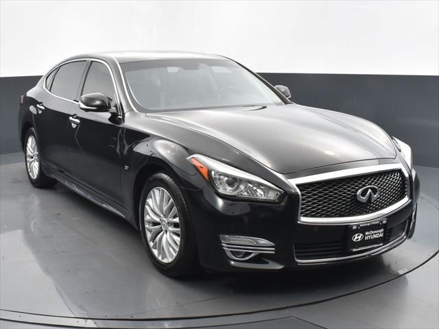 2015 Infiniti Q70L