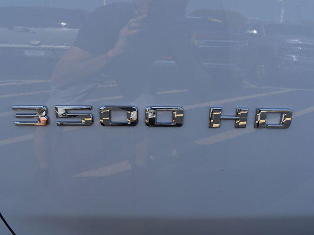2024 Chevrolet Silverado 3500HD CC Work Truck