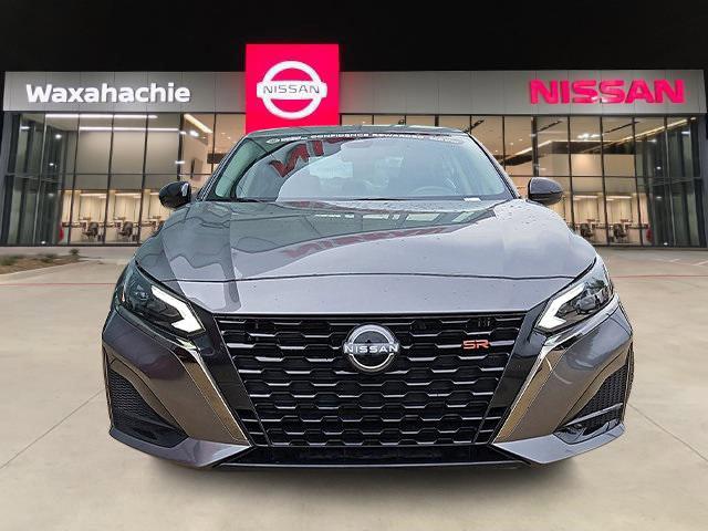 2023 Nissan Altima SR FWD