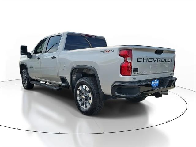 2023 Chevrolet Silverado 2500HD 4WD Crew Cab Standard Bed Custom