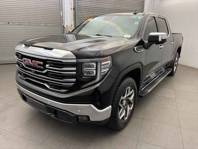 2024 GMC Sierra 1500 4WD Crew Cab Short Box SLT