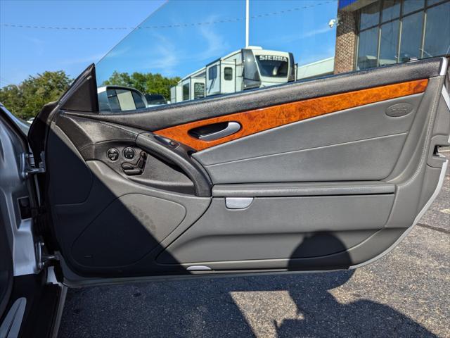 2005 Mercedes-Benz 500 2dr Roadster 5.0L