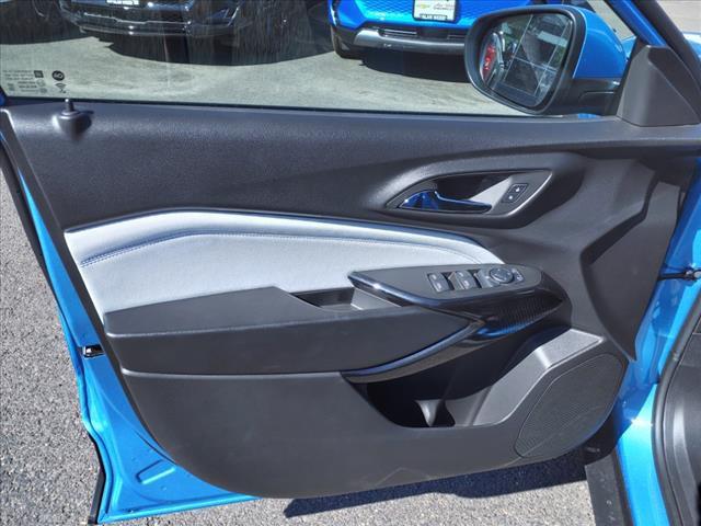 2025 Chevrolet Trax FWD LT
