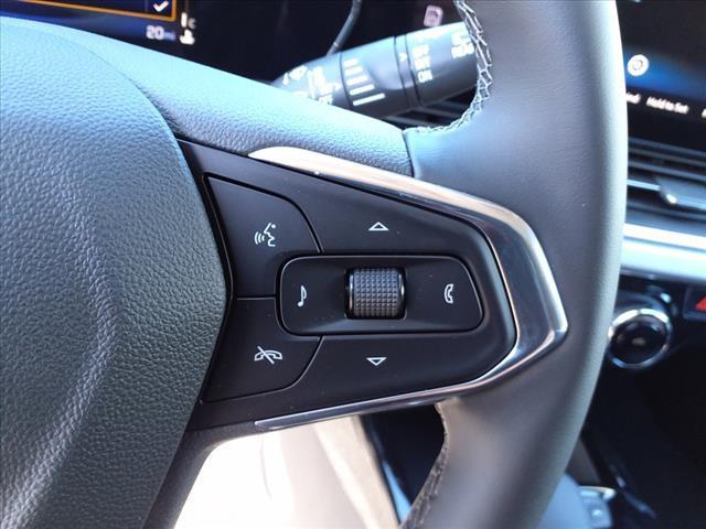 2025 Chevrolet Trax FWD LT