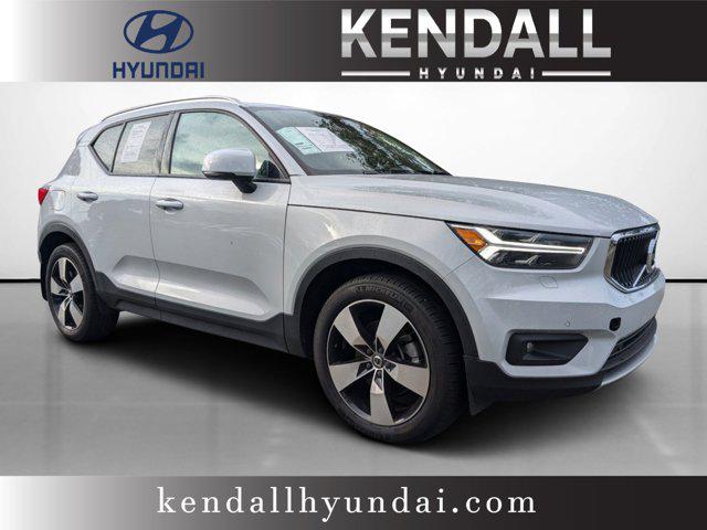 2020 Volvo XC40