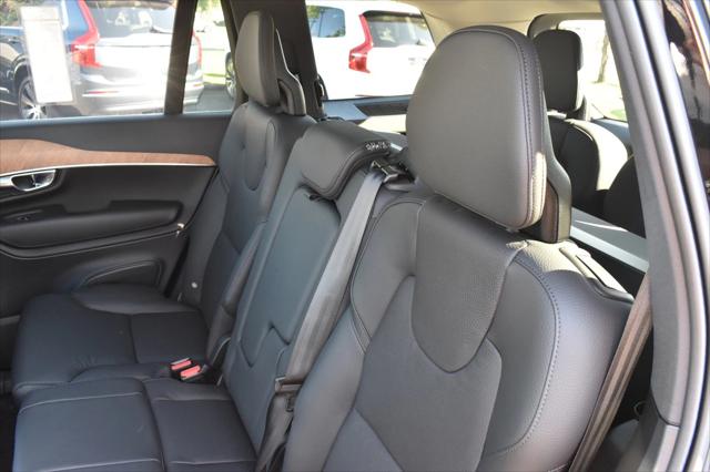 2025 Volvo XC90 Plug-In Hybrid Plus