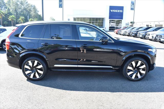 2025 Volvo XC90 Plug-In Hybrid Plus