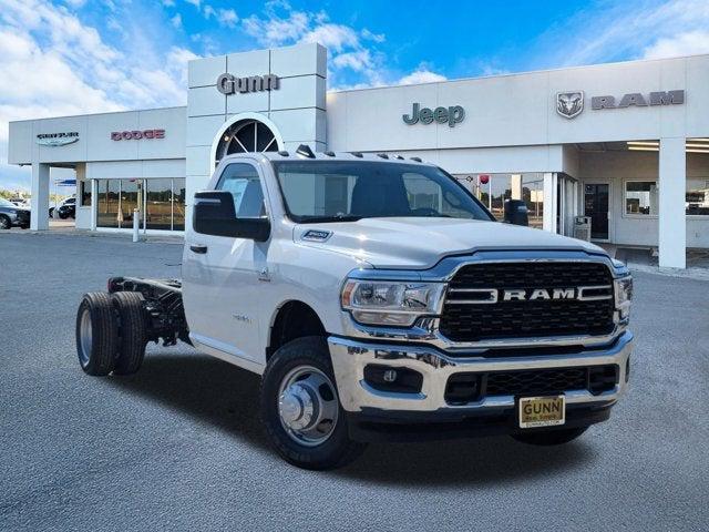2024 RAM Ram 3500 Chassis Cab RAM 3500 SLT CHASSIS REGULAR CAB 4X4 84 CA
