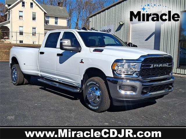 2024 RAM Ram 3500 RAM 3500 TRADESMAN CREW CAB 4X4 8 BOX