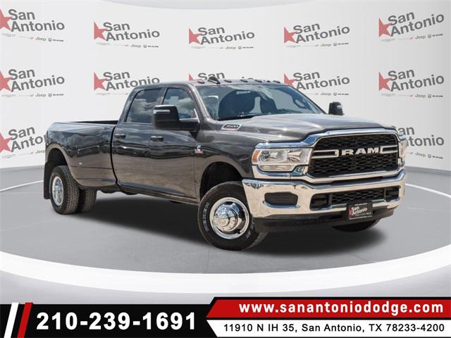 2024 RAM Ram 3500 RAM 3500 TRADESMAN CREW CAB 4X4 8 BOX