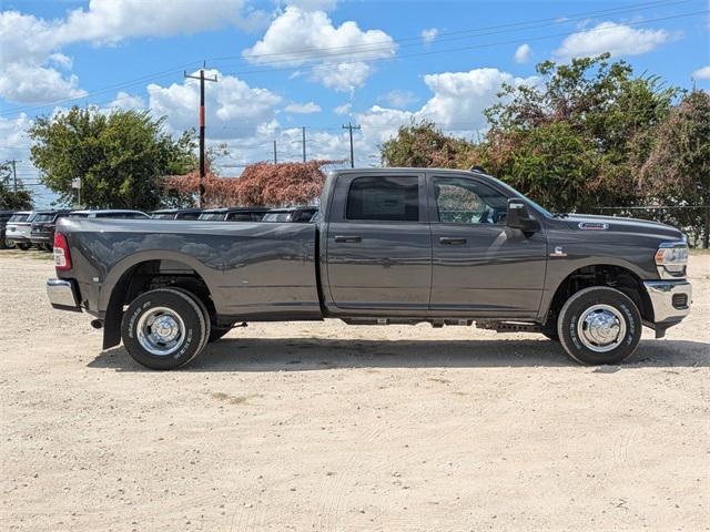 2024 RAM Ram 3500 RAM 3500 TRADESMAN CREW CAB 4X4 8 BOX