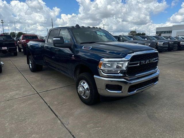 2024 RAM Ram 3500 RAM 3500 TRADESMAN CREW CAB 4X4 8 BOX