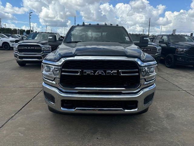 2024 RAM Ram 3500 RAM 3500 TRADESMAN CREW CAB 4X4 8 BOX