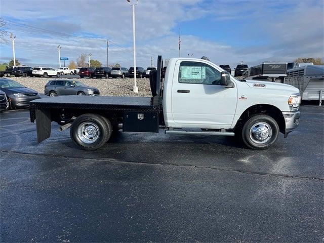 2024 RAM Ram 3500 Chassis Cab RAM 3500 TRADESMAN CHASSIS REGULAR CAB 4X4 60 CA