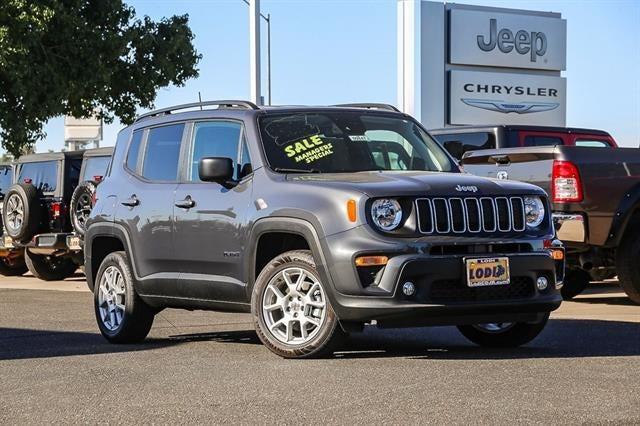 2023 Jeep Renegade RENEGADE LATITUDE 4X4