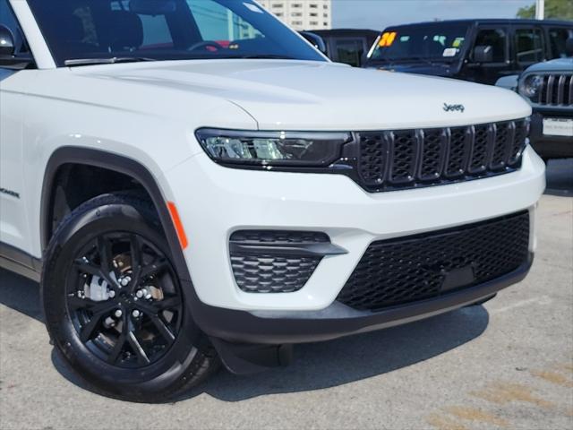 2023 Jeep Grand Cherokee Altitude 4x4