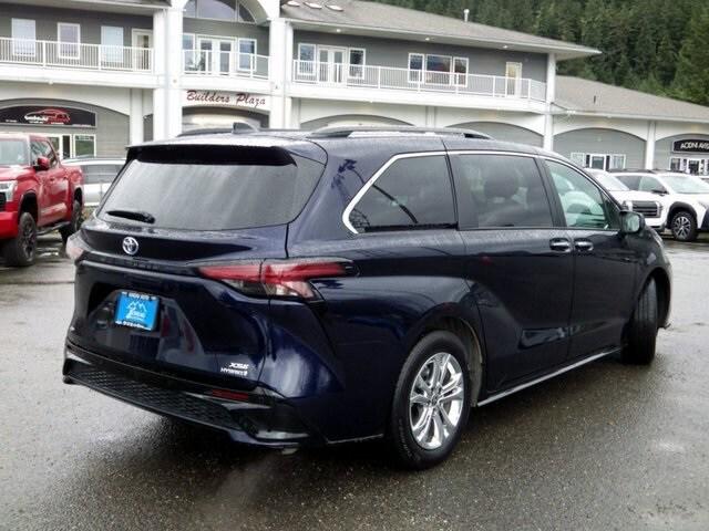 2022 Toyota Sienna XSE