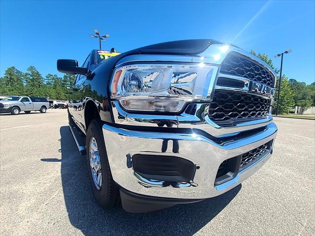 2022 RAM 2500 Tradesman Crew Cab 4x2 8 Box