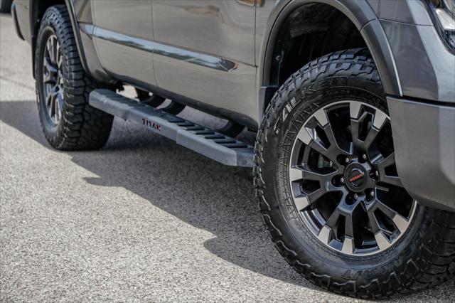 2020 Nissan TITAN Crew Cab PRO-4X 4x4