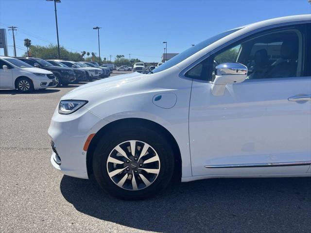 2022 Chrysler Pacifica Hybrid Limited