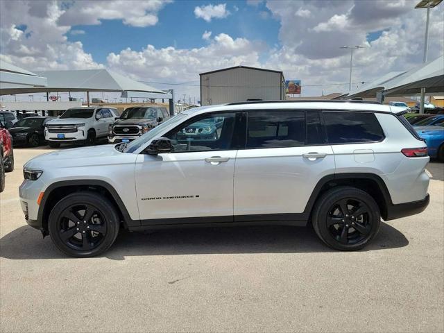 2023 Jeep Grand Cherokee L Altitude 4x4