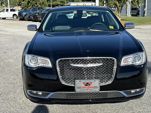 2020 Chrysler 300 Touring L