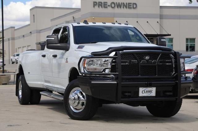 2024 RAM 3500 Tradesman Crew Cab 4x4 8 Box