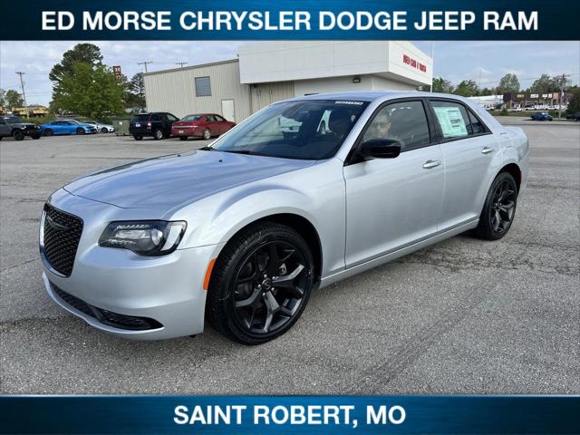 2023 Chrysler 300 Touring