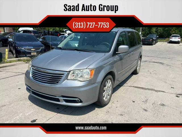 2015 Chrysler Town & Country Touring for sale in Dearborn Heights, MI