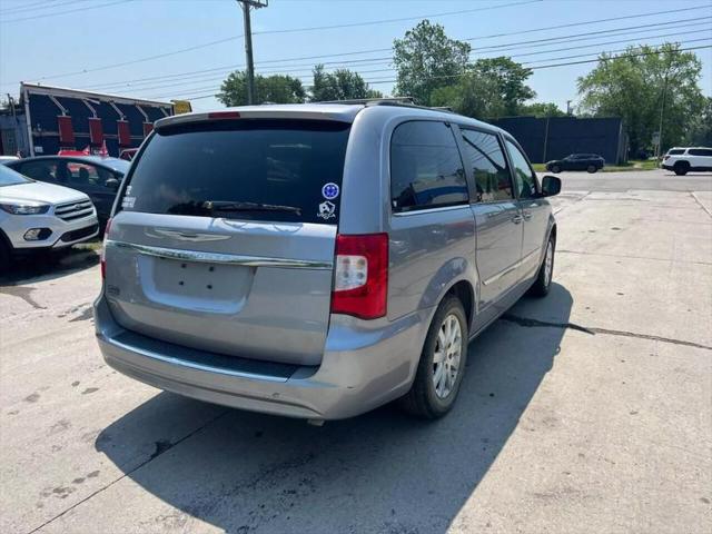 2015 Chrysler Town & Country Touring