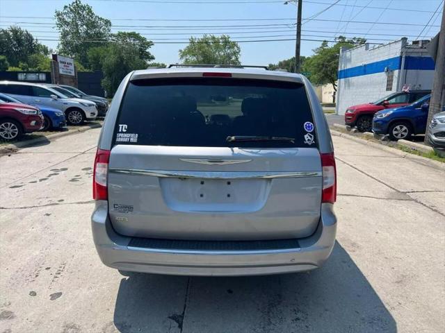 2015 Chrysler Town & Country Touring