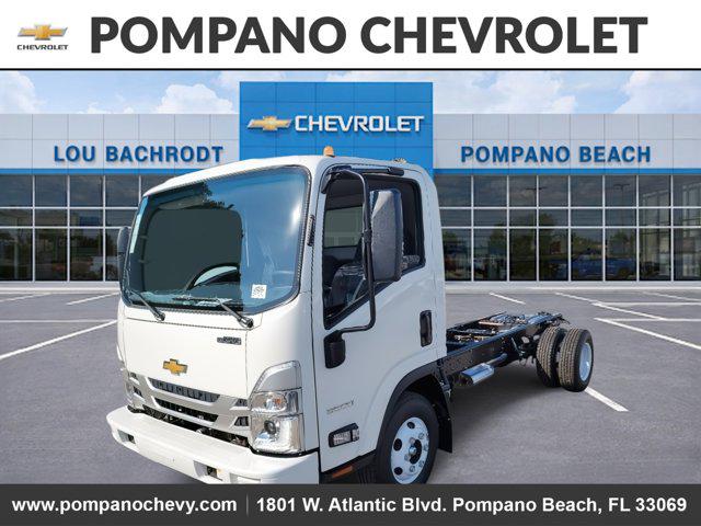 2025 Chevrolet 3500 LCF Gas 2WD Reg Cab 109"