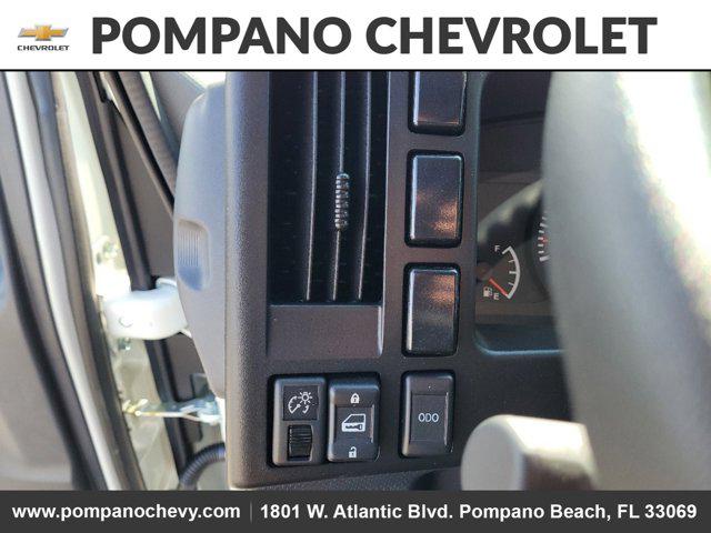 2025 Chevrolet 3500 LCF Gas 2WD Reg Cab 109"
