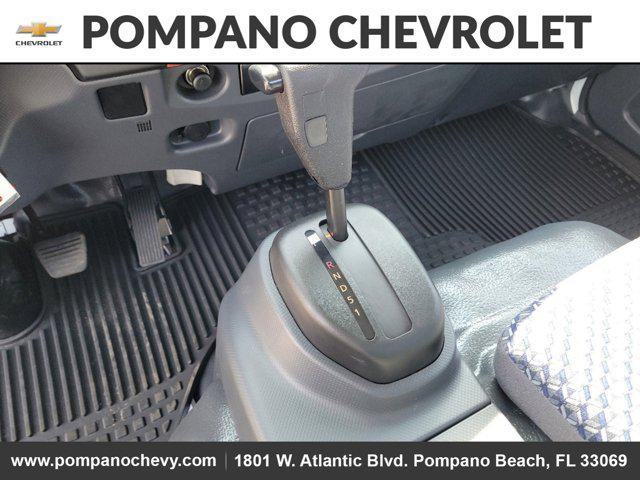 2025 Chevrolet 3500 LCF Gas 2WD Reg Cab 109"