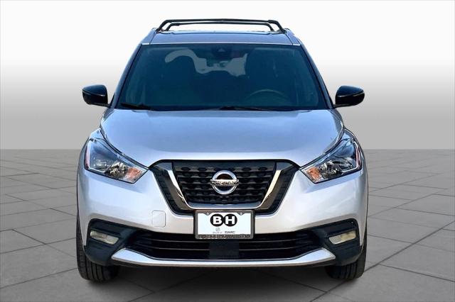 2020 Nissan Kicks SR Xtronic CVT