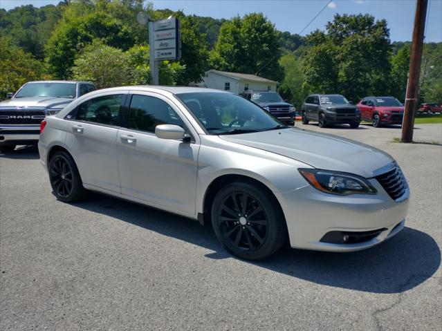 2012 Chrysler 200 S