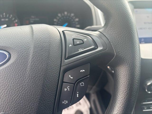 2020 Ford Edge SE
