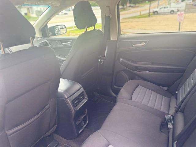 2020 Ford Edge SE