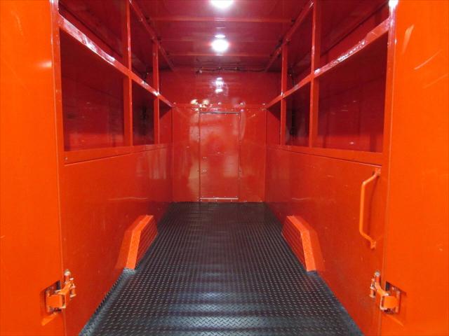 2018 Ford Transit Cutaway 350 HD 2dr 138 in. WB DRW Cutaway Chassis w/9950 Lb. GVWR