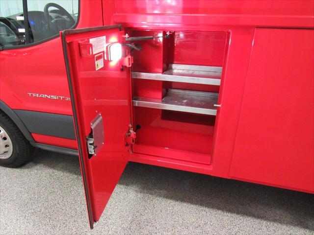 2018 Ford Transit Cutaway 350 HD 2dr 138 in. WB DRW Cutaway Chassis w/9950 Lb. GVWR