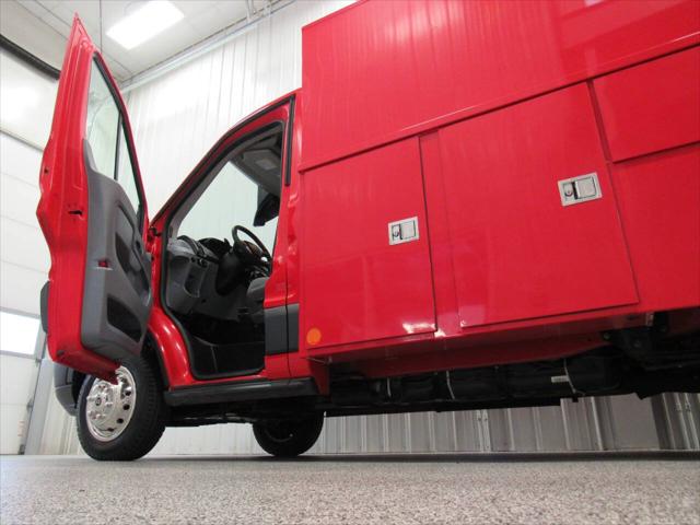 2018 Ford Transit Cutaway 350 HD 2dr 138 in. WB DRW Cutaway Chassis w/9950 Lb. GVWR
