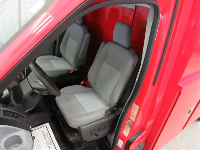 2018 Ford Transit Cutaway 350 HD 2dr 138 in. WB DRW Cutaway Chassis w/9950 Lb. GVWR