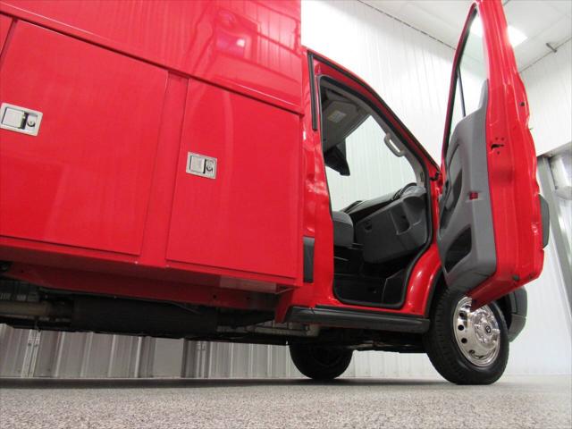 2018 Ford Transit Cutaway 350 HD 2dr 138 in. WB DRW Cutaway Chassis w/9950 Lb. GVWR