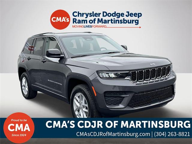 2025 Jeep Grand Cherokee GRAND CHEROKEE LAREDO X 4X4